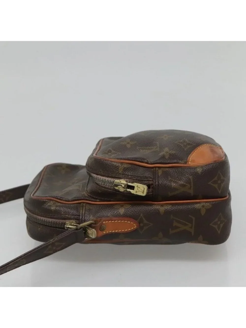 LOUIS VUITTON pre owned